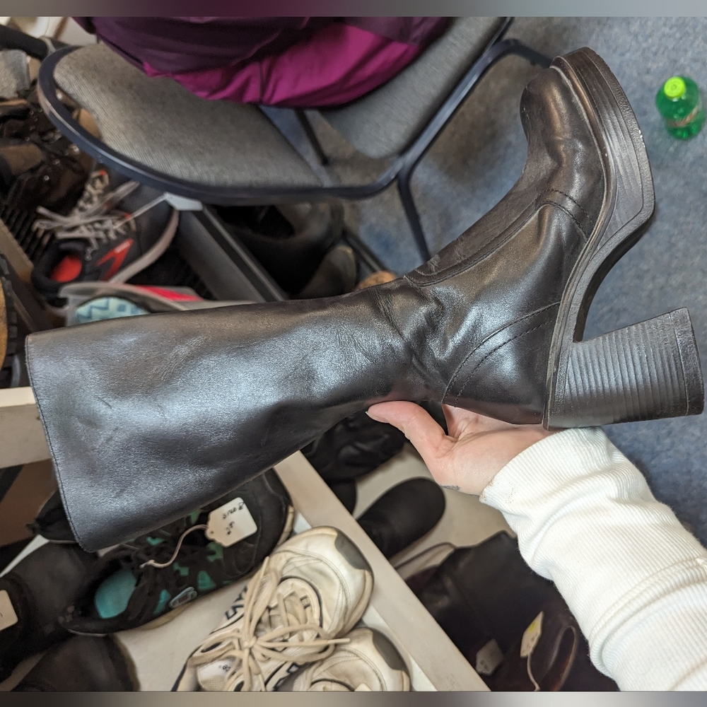 Steve Madden Boxer Boots